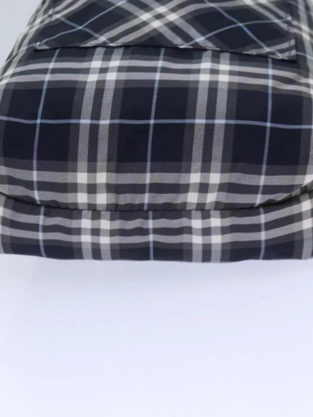 BURBERRY Nova Check Blue Label Drawstring Bag Pouch Nylon Navy Auth ti1925